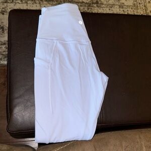 Lululemon Align Leggings with Pockets. Size 4